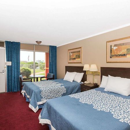 Americas Best Value Inn St. Joseph At I-29 Exterior photo