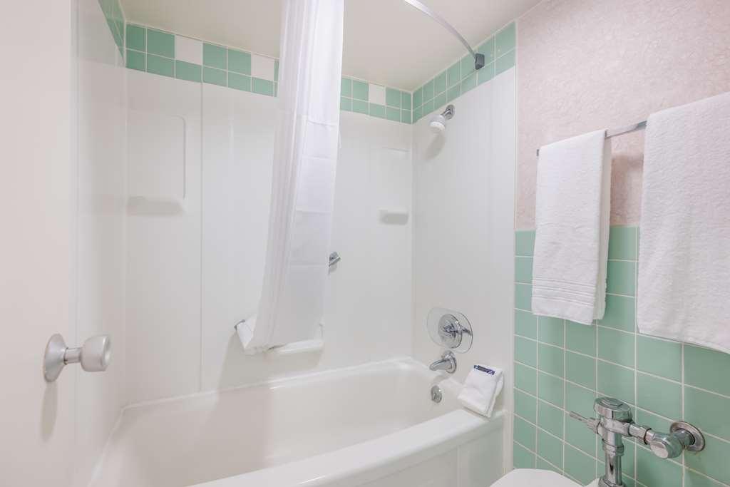 Americas Best Value Inn St. Joseph At I-29 Exterior photo