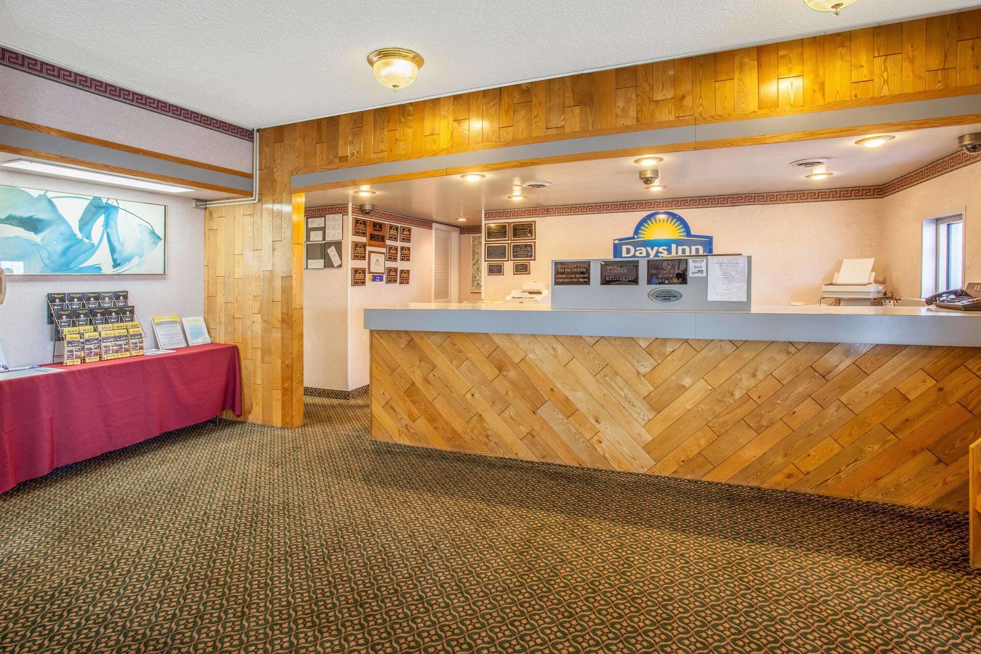 Americas Best Value Inn St. Joseph At I-29 Exterior photo