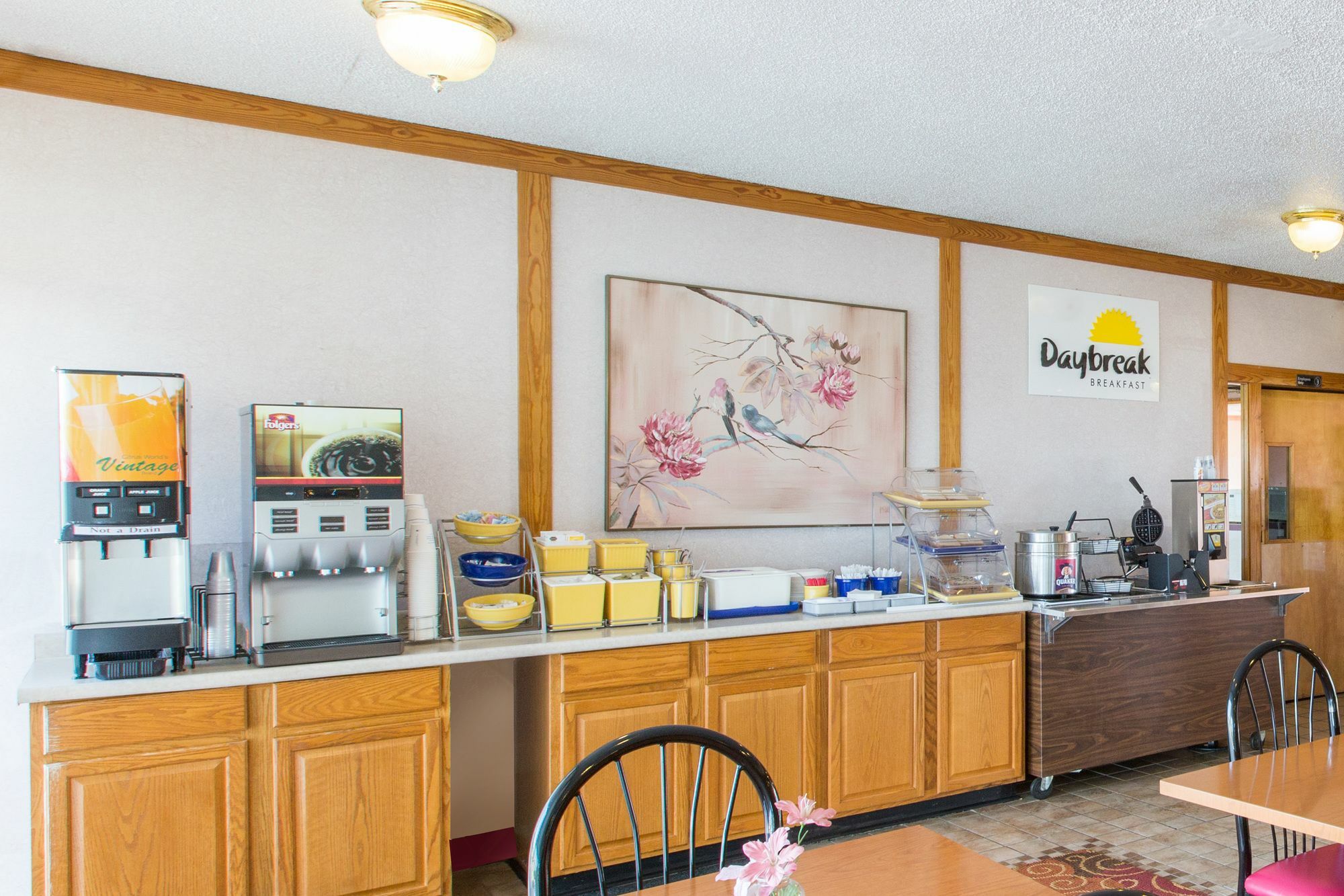 Americas Best Value Inn St. Joseph At I-29 Exterior photo