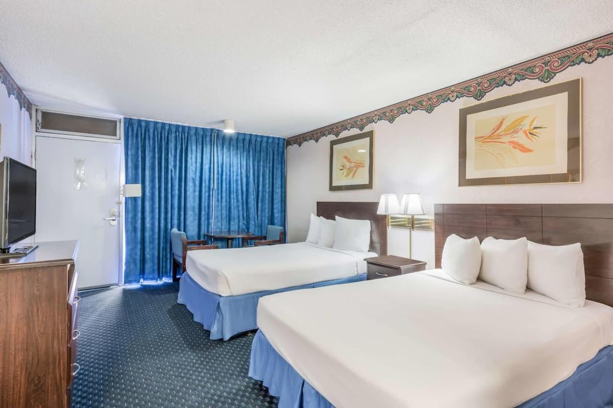 Americas Best Value Inn St. Joseph At I-29 Exterior photo